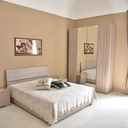 Dafne E Apollo Pompeï